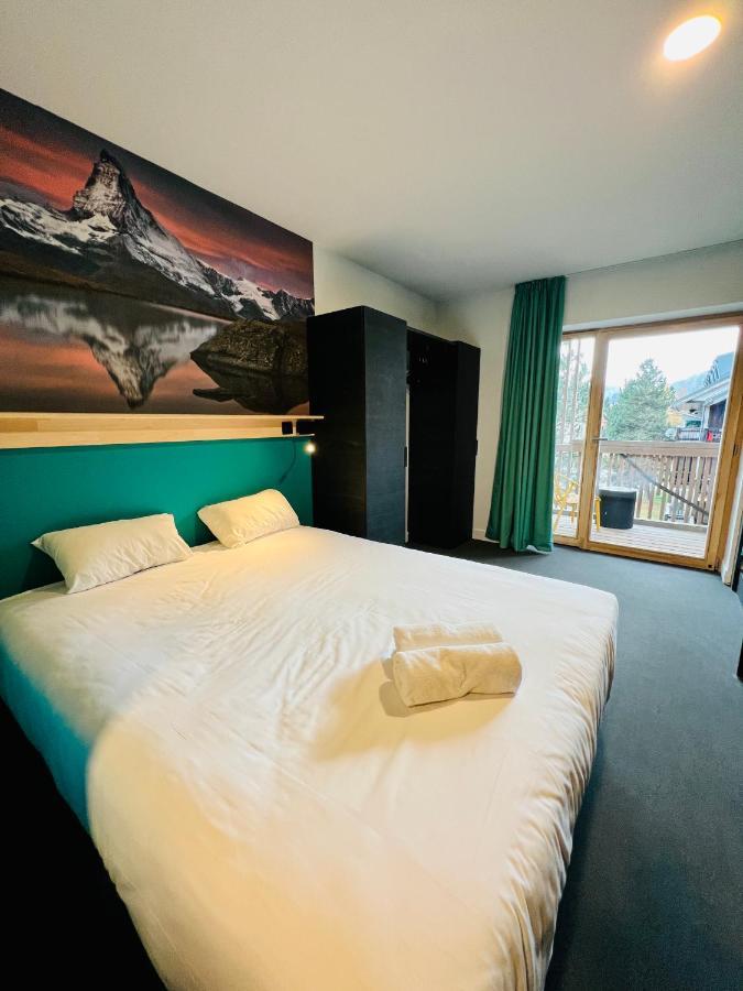 The People - Les 2 Alpes Hotel Les Deux Alpes Exterior photo